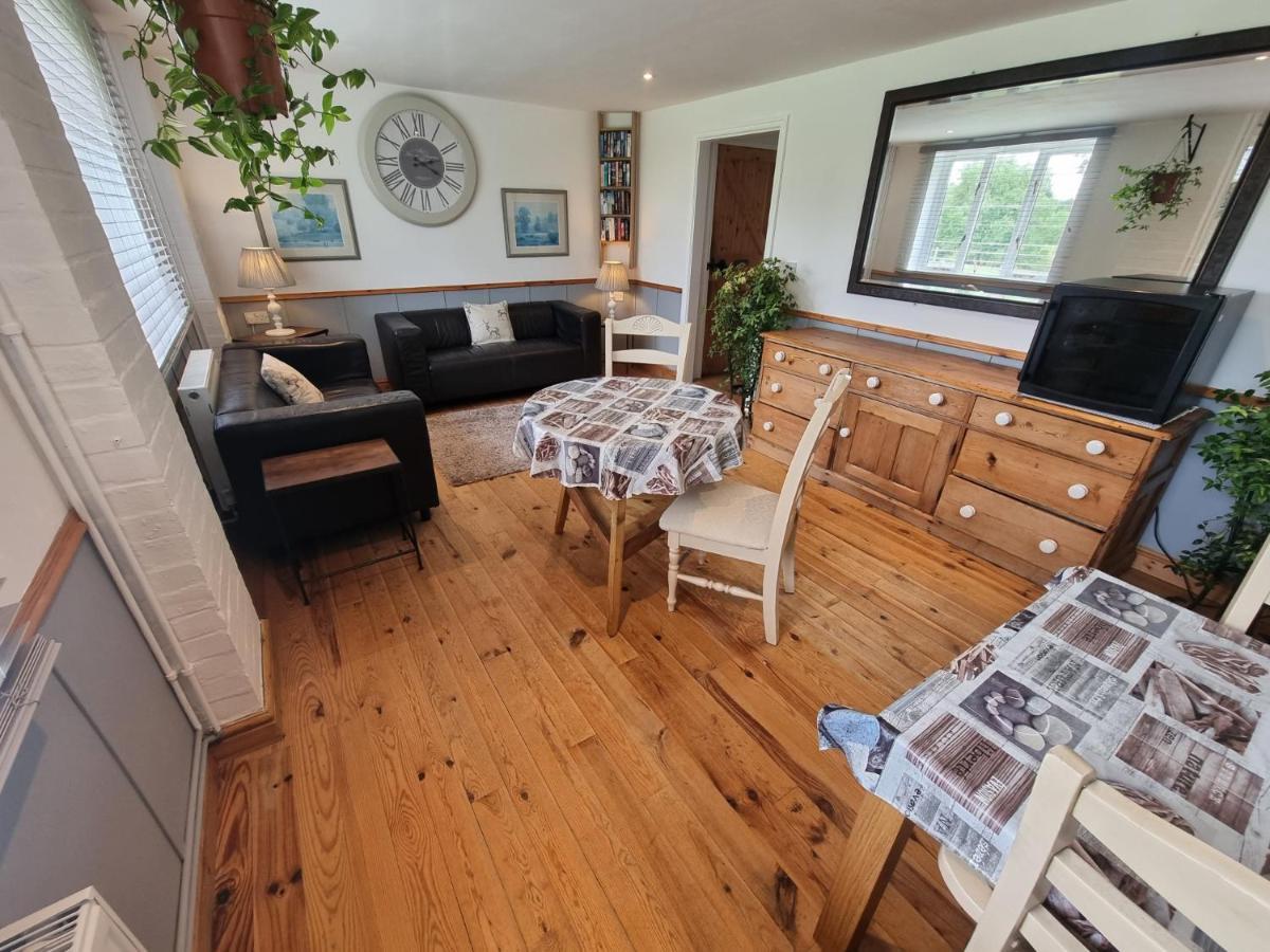 The Boathouse Bed & Breakfast Stratford-upon-Avon Exterior photo